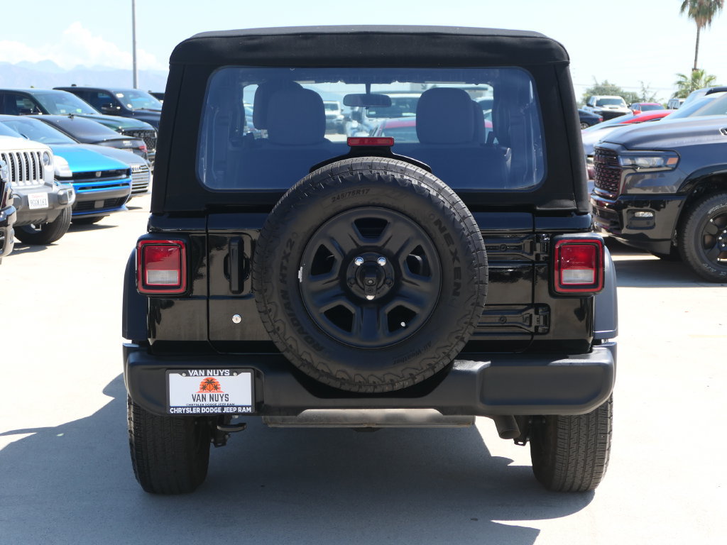 Used 2024 Jeep Wrangler Sport AWD/4WD image 5