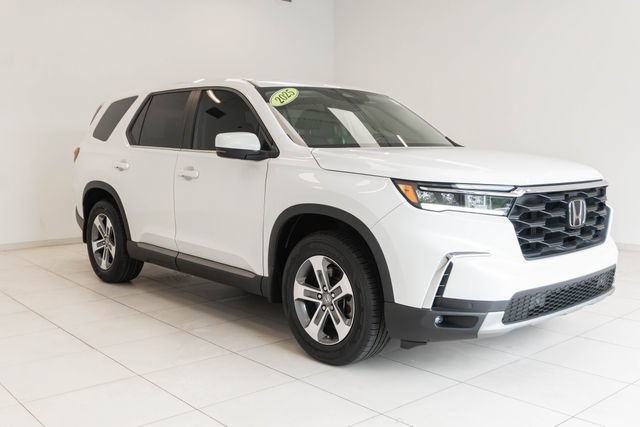 Used 2025 Honda Pilot EX-L image 7