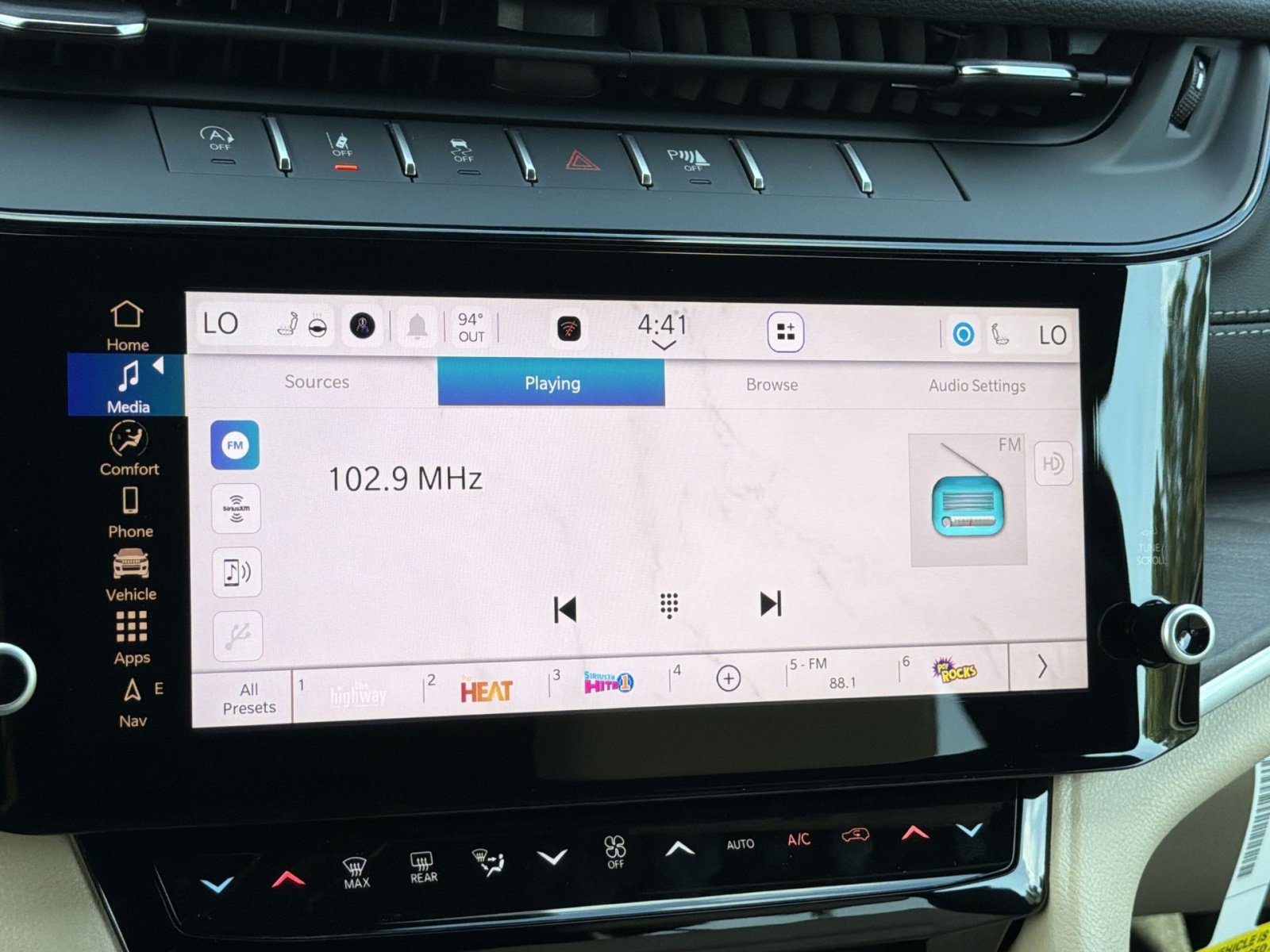 New 2026 Jeep Grand Cherokee Limited AWD/4WD image 18