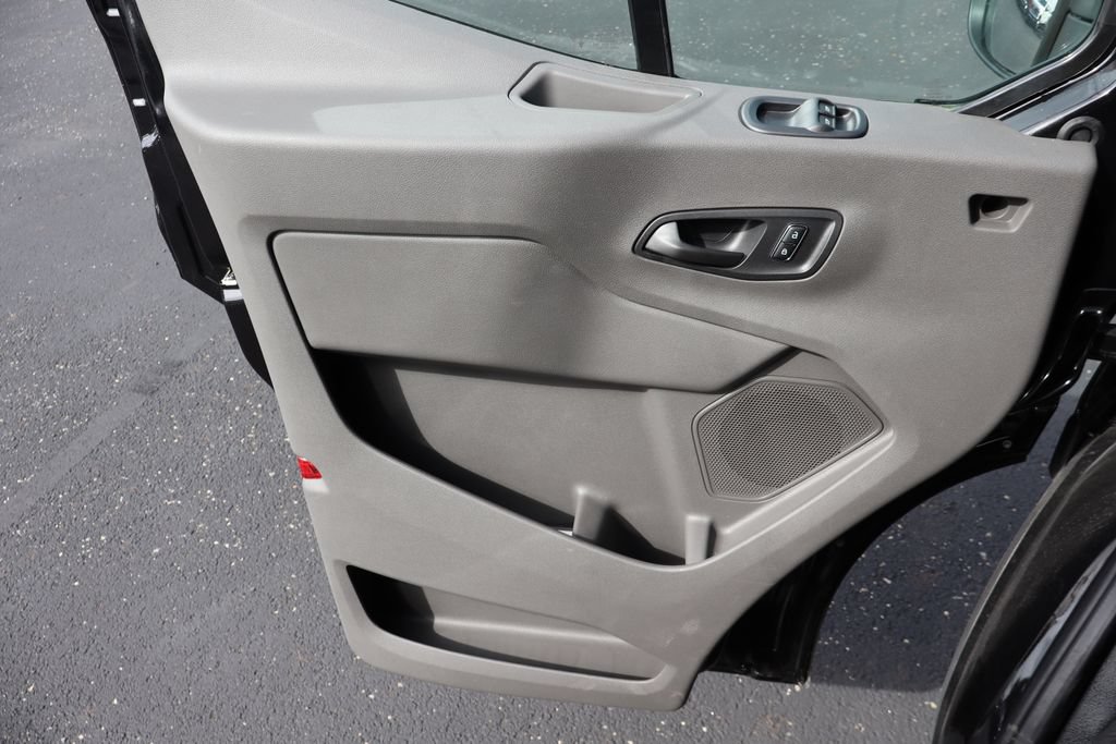 New 2026 Ford Transit 150 Low Roof RWD image 23