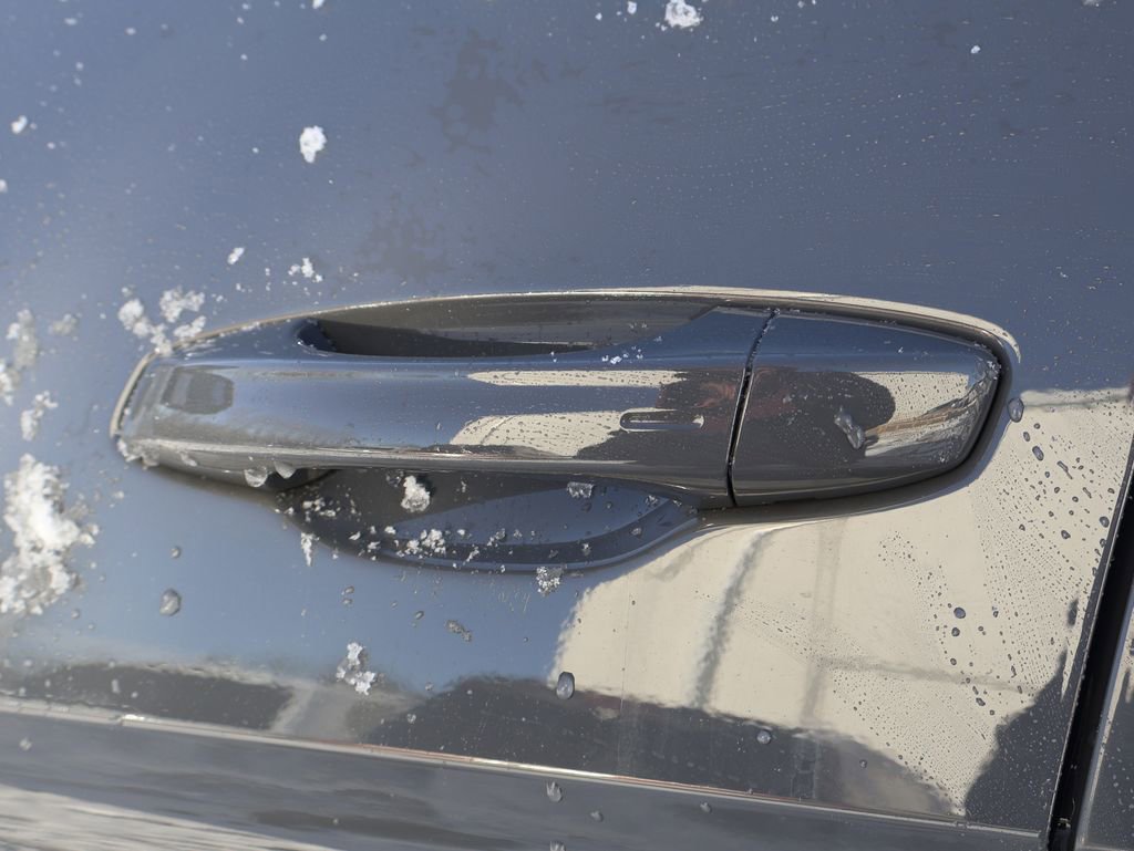 New 2026 Volkswagen Atlas Cross Sport SEL Premium R-Line image 25