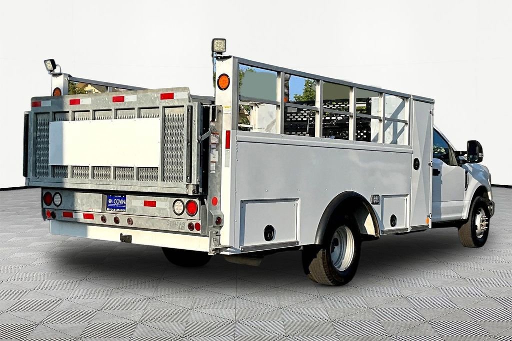 Used 2022 Ford F350 XL w/ Power Equipment Group image 6