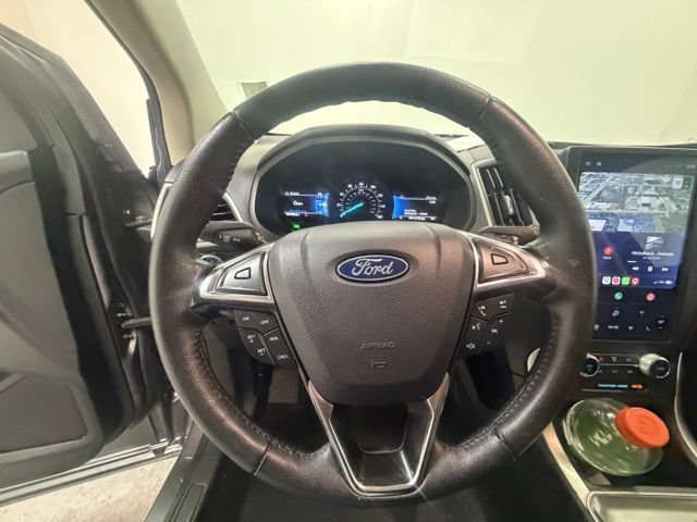 Used 2024 Ford Edge SEL AWD/4WD image 16