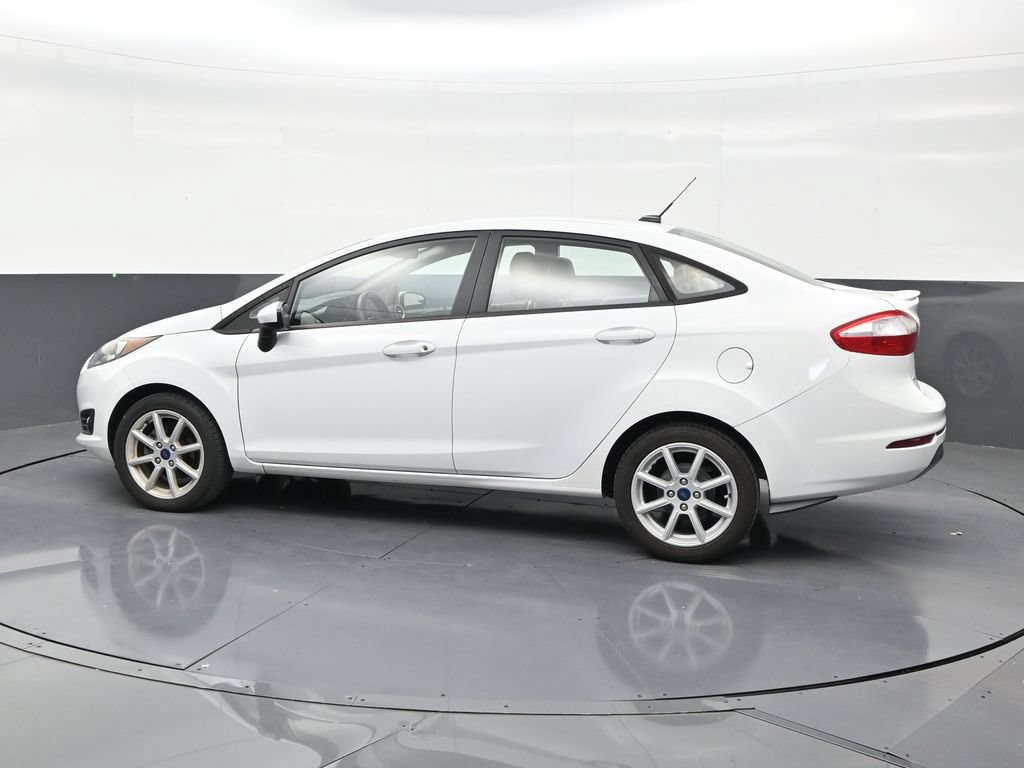 Used 2019 Ford Fiesta SE w/ Equipment Group 201A FWD image 2