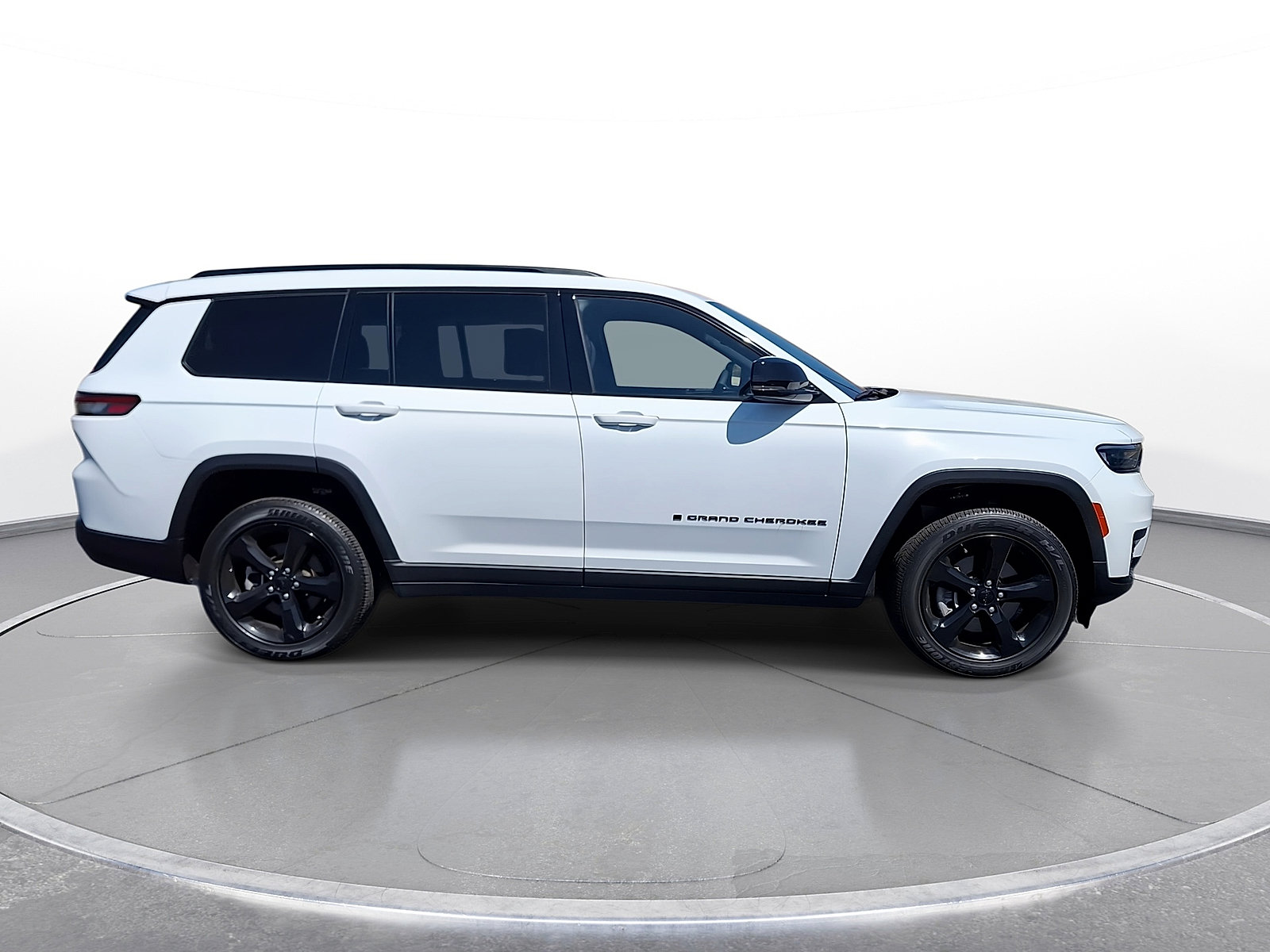 Used 2023 Jeep Grand Cherokee L Laredo AWD/4WD image 9