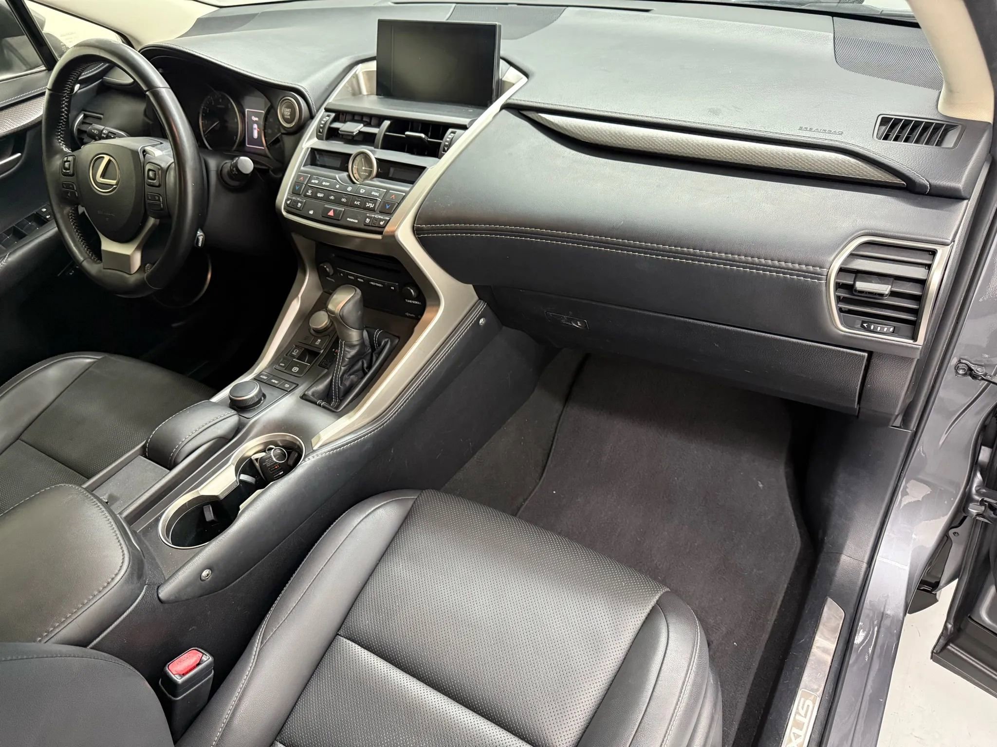 Used 2017 Lexus NX 200t FWD w/ Premium Package image 17