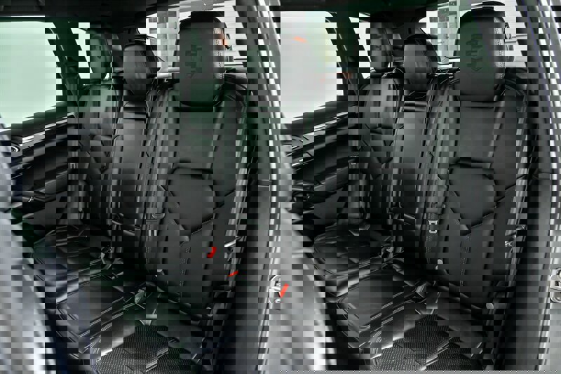 Used 2014 Porsche Cayenne Platinum Edition image 22