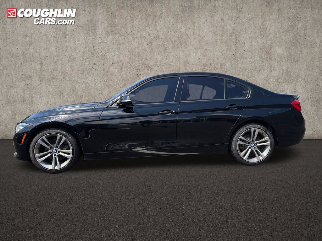 Used 2016 BMW 328i xDrive Sedan AWD/4WD image 4