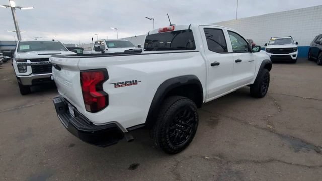 Used 2024 Chevrolet Colorado Trail Boss AWD/4WD image 8