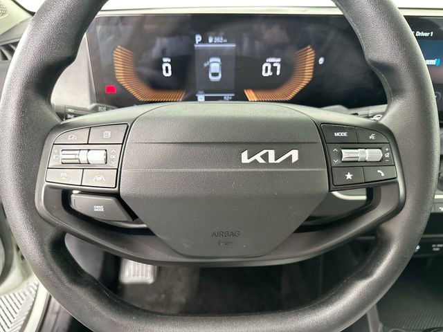 Used 2025 Kia K4 LXS FWD image 19