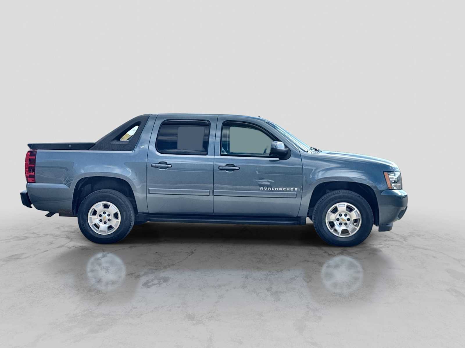 Used 2009 Chevrolet Avalanche LT AWD/4WD image 7