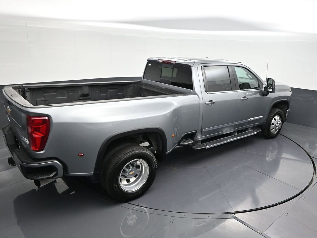 Used 2025 Chevrolet Silverado 3500 High Country w/ High Country Premium Package image 20