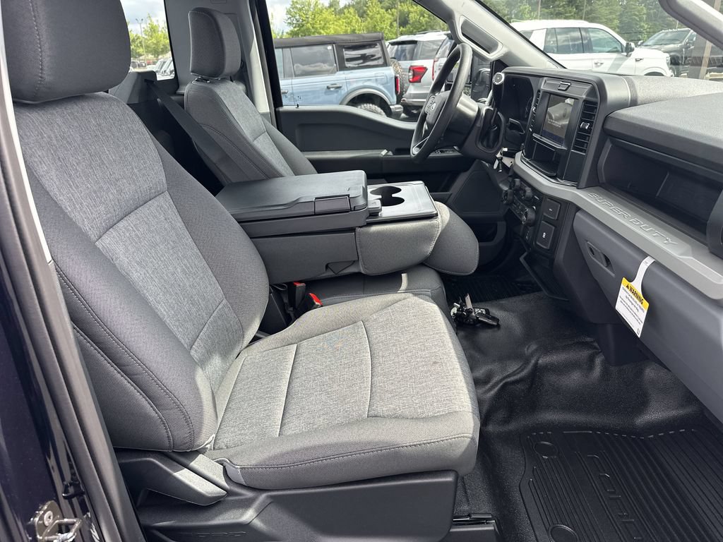 New 2025 Ford F350 XL w/ XL Driver Assist Package RWD image 19