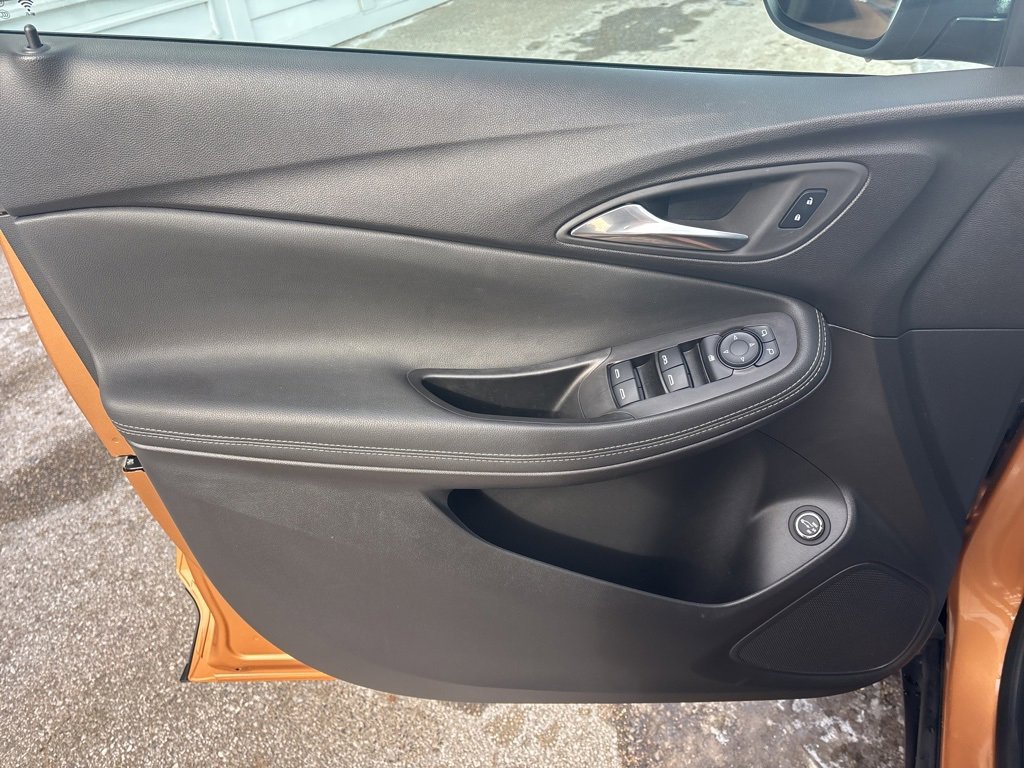 Used 2024 Buick Encore GX Preferred image 17