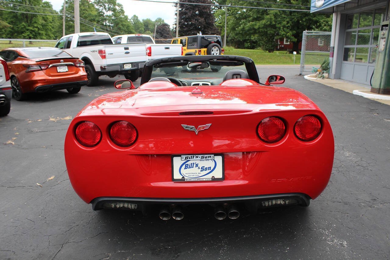 Used 2005 Chevrolet Corvette Convertible w/ Preferred Equipment Group RWD image 5