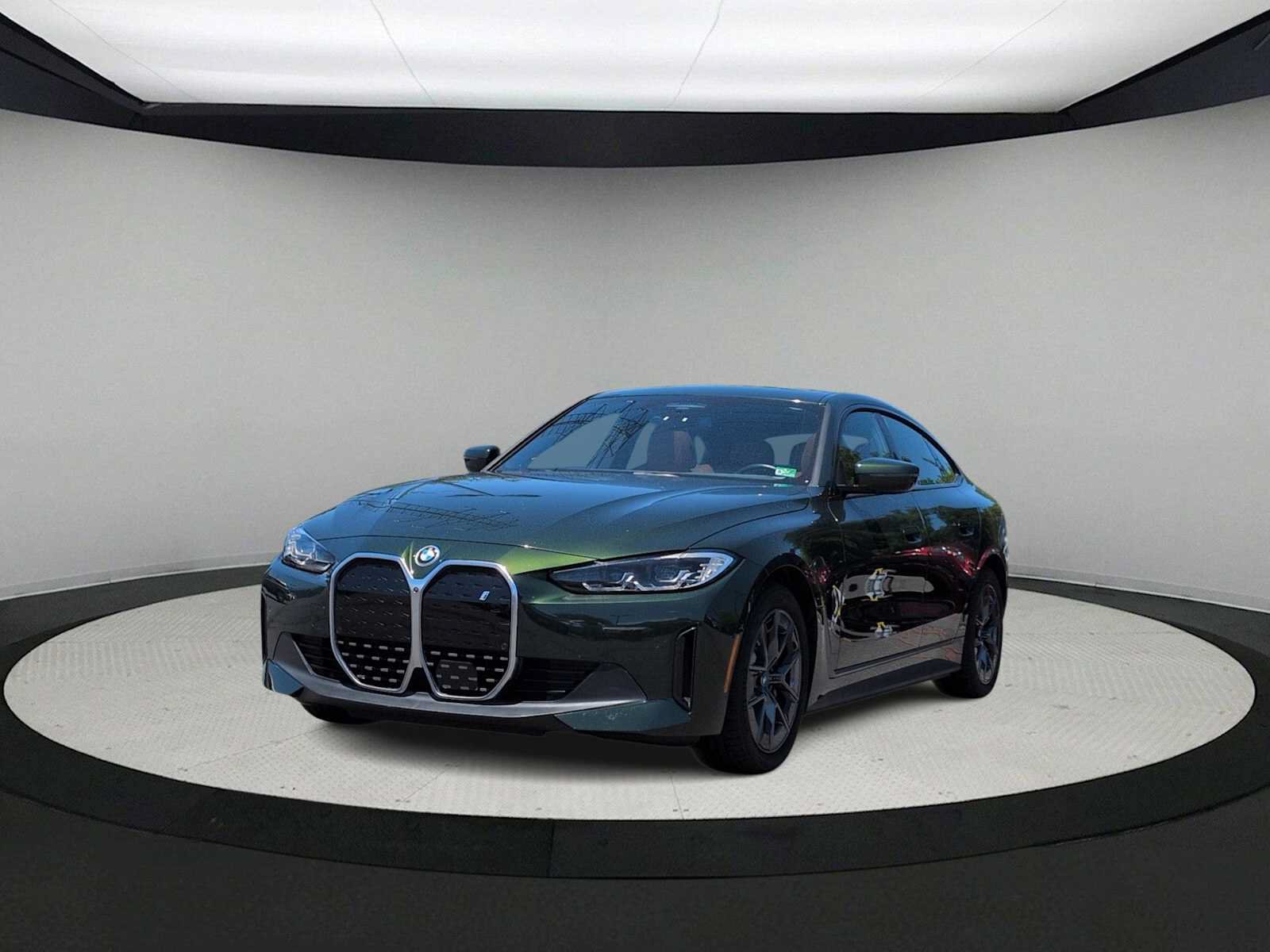 Certified 2023 BMW i4 eDrive35 RWD image 4