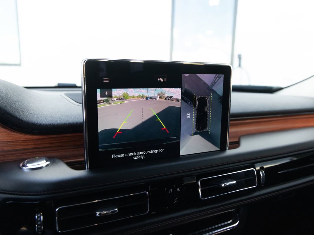 Used 2024 Lincoln Aviator Reserve image 31