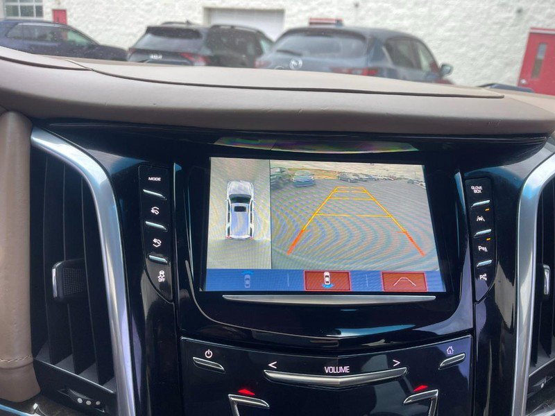 Used 2018 Cadillac Escalade Platinum image 22