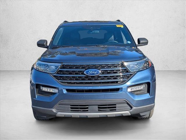 Used 2020 Ford Explorer XLT w/ Equipment Group 202A image 2