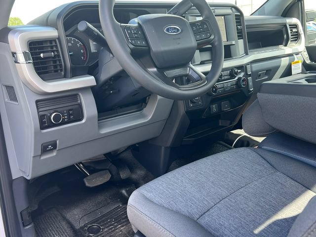New 2026 Ford F350 XL w/ FX4 Off-Road Package AWD/4WD video 3