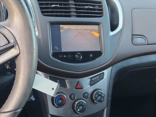 Used 2016 Chevrolet Trax LTZ w/ LPO, Cargo Package FWD image 12