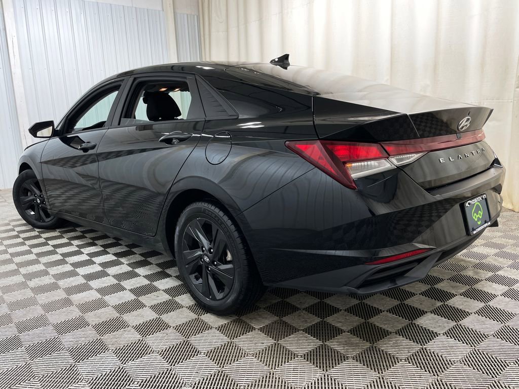 Used 2021 Hyundai Elantra SEL FWD image 38
