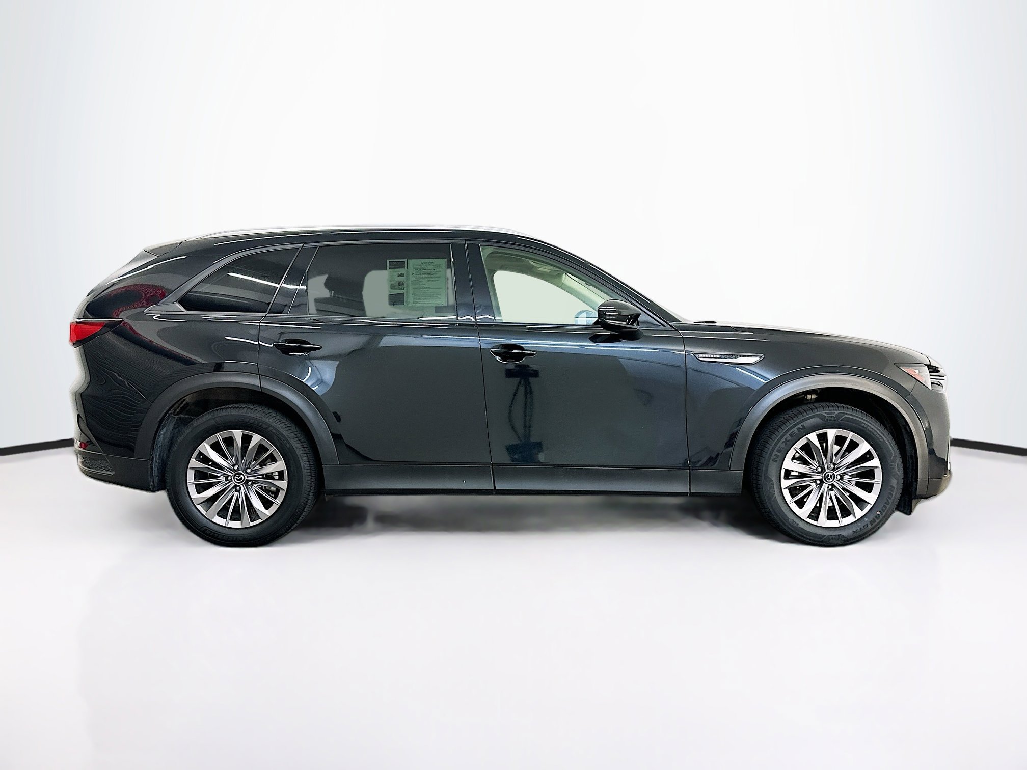 Used 2025 MAZDA CX-90 3.3 Turbo w/ Preferred Package image 10