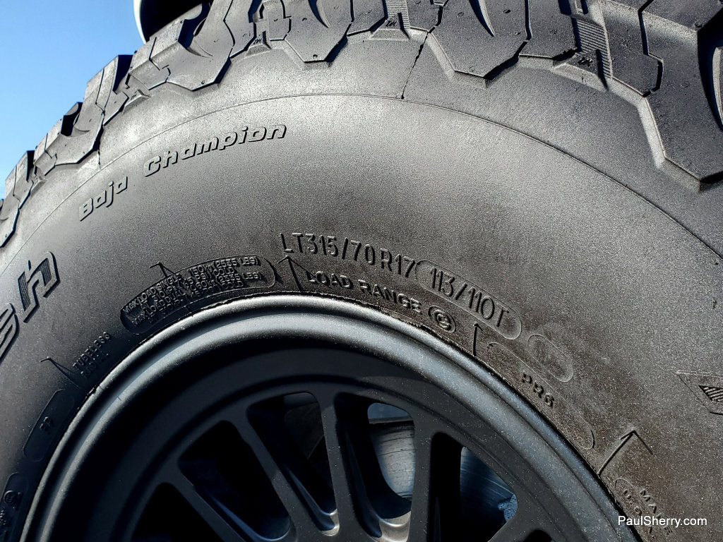 Used 2023 Jeep Wrangler Unlimited Rubicon w/ Xtreme 35 Tire Package AWD/4WD image 17