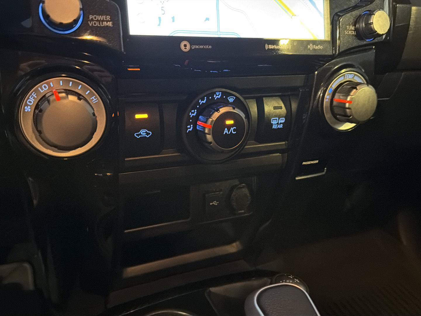 Certified 2023 Toyota 4Runner TRD Off-Road Premium w/ Moonroof Package AWD/4WD image 28