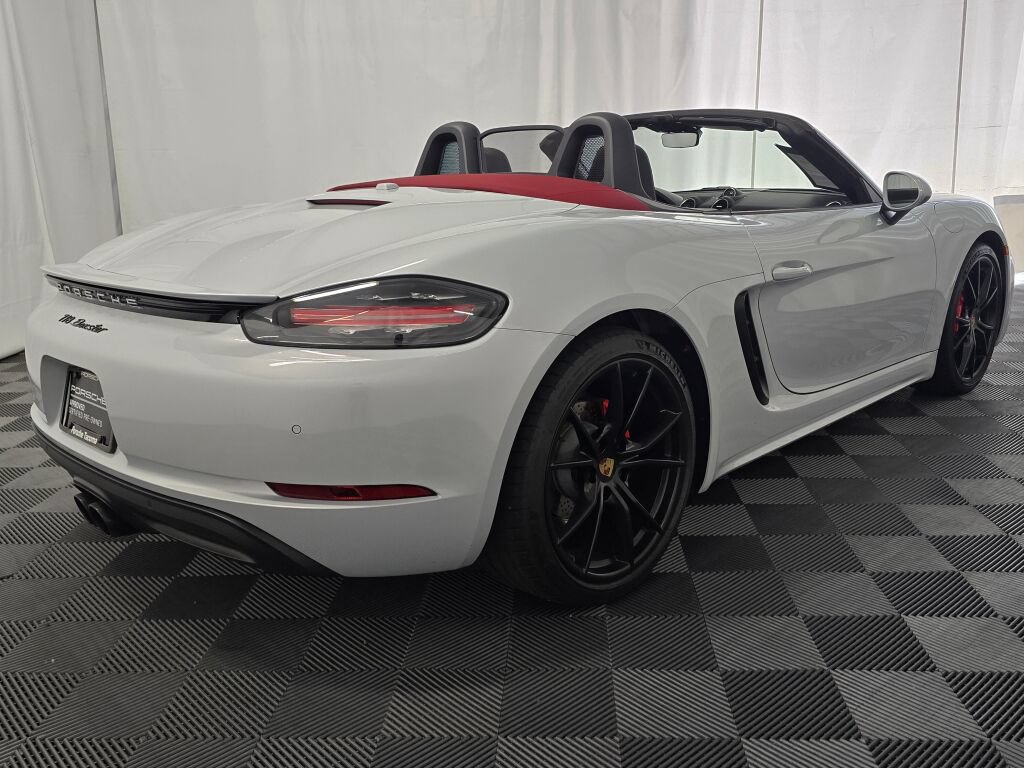 Certified 2025 Porsche 718 Boxster S RWD image 7