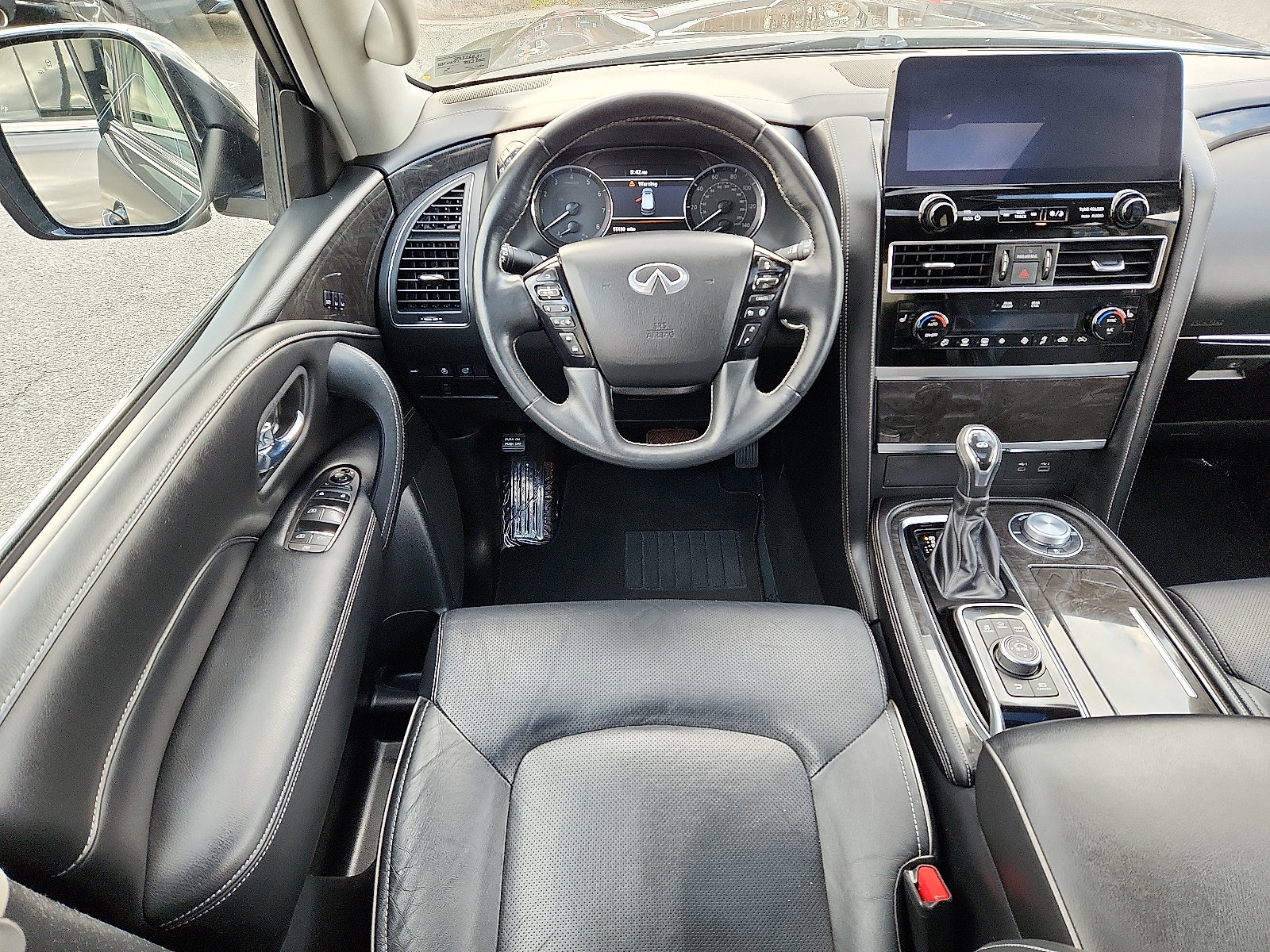 Used 2024 INFINITI QX80 Luxe image 12