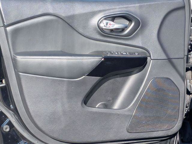 Certified 2023 Jeep Cherokee Altitude Lux image 14