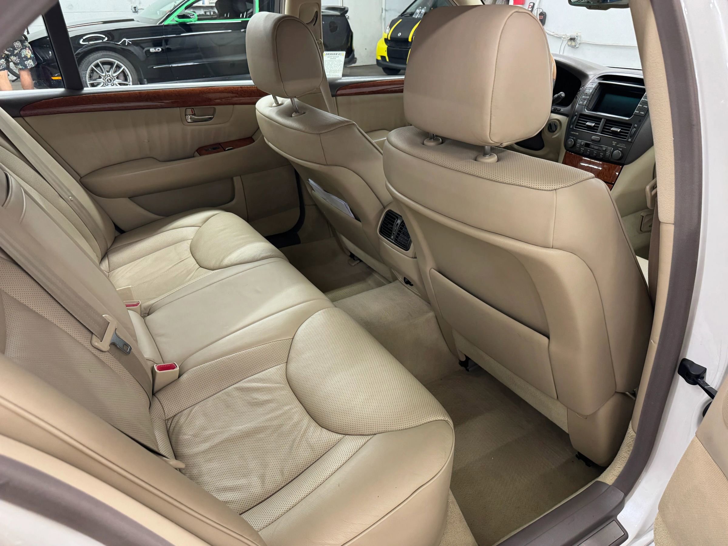 Used 2006 Lexus LS 430 RWD image 21