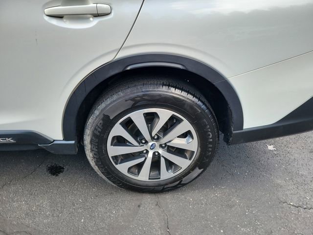 Used 2022 Subaru Outback Premium image 21