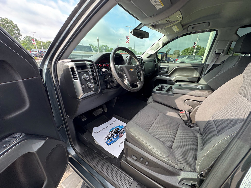 Used 2017 Chevrolet Silverado 1500 LT w/ True North Edition AWD/4WD image 28