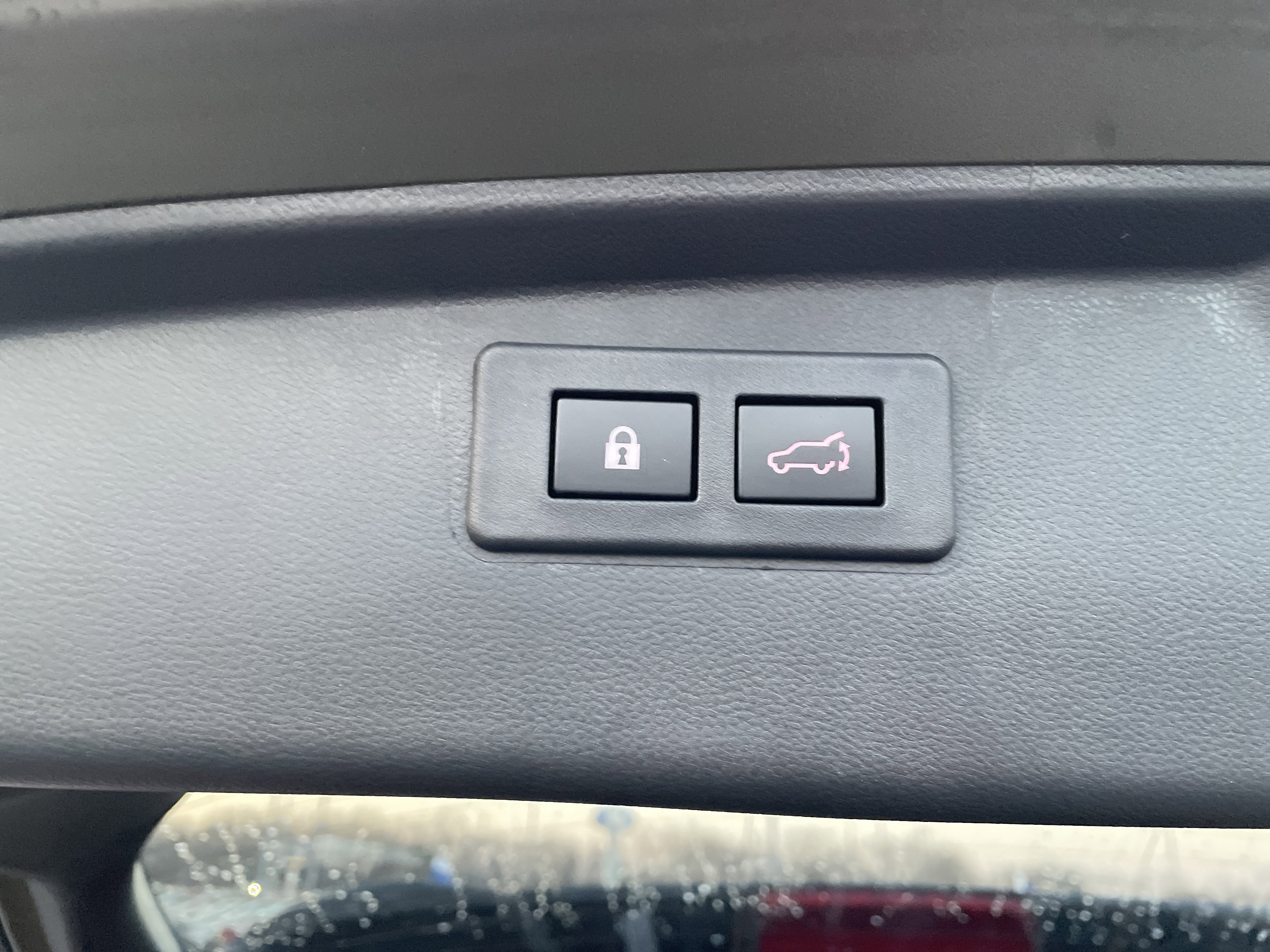 Certified 2025 Subaru Outback Premium image 16