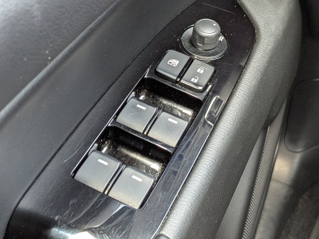 Used 2025 MAZDA CX-5 AWD 2.5 S w/ Select Package image 23