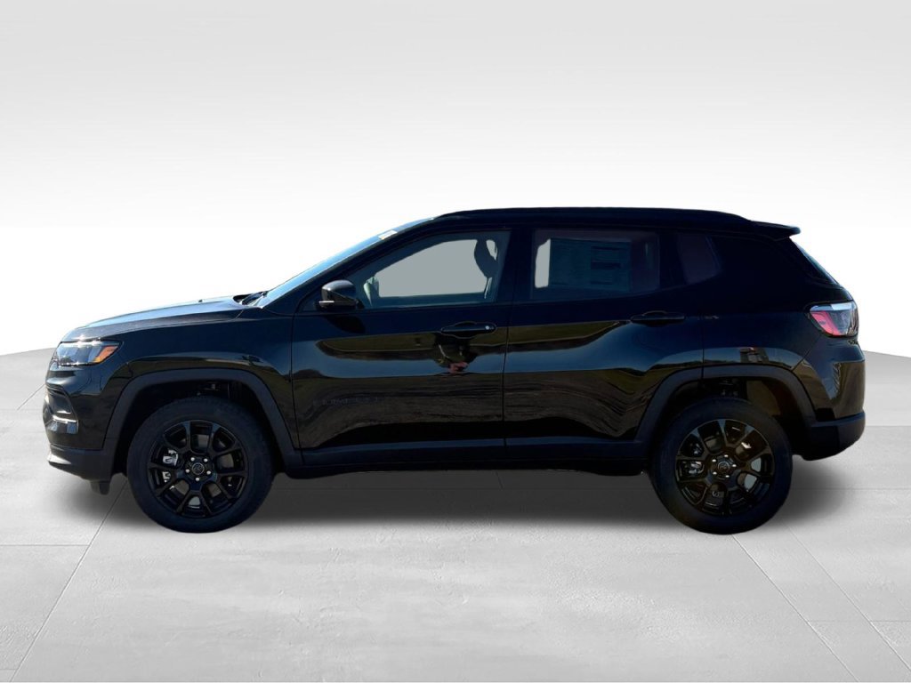 New 2026 Jeep Compass Latitude AWD/4WD image 7