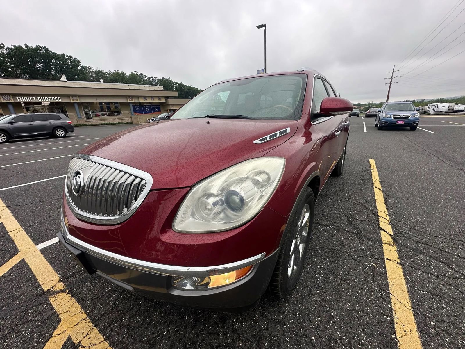 Used 2009 Buick Enclave CXL w/ Entertainment Package #2 image 2