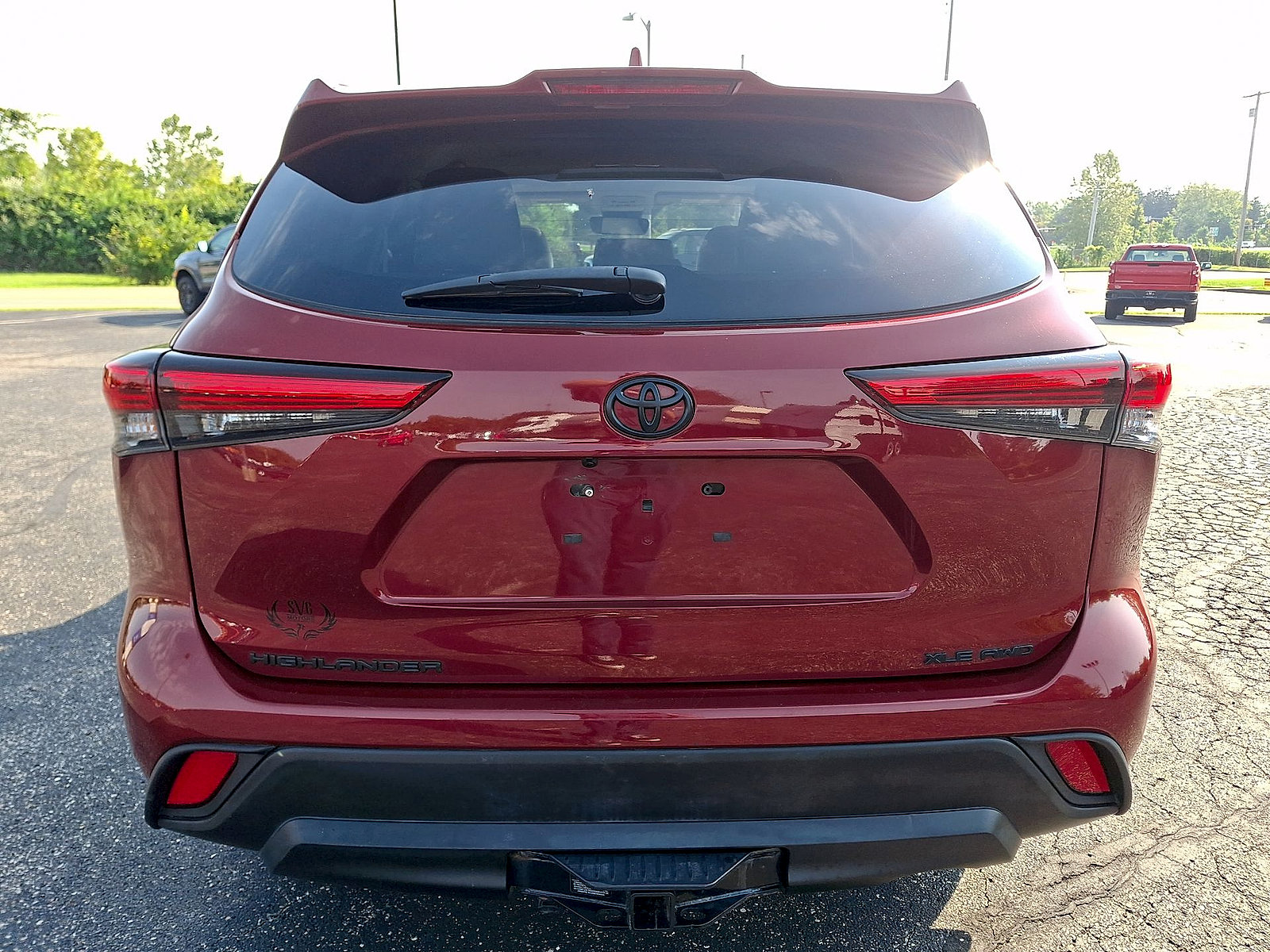 Used 2022 Toyota Highlander XLE AWD/4WD image 23