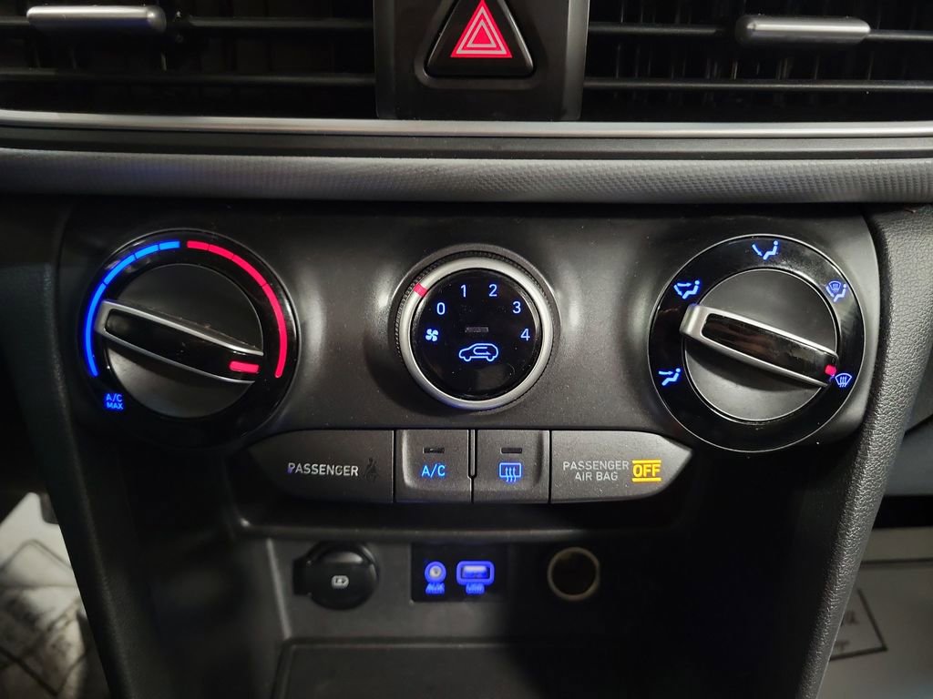 Used 2019 Hyundai Kona SEL image 18