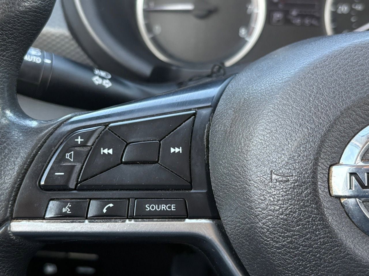 Certified 2021 Nissan Kicks S FWD image 19