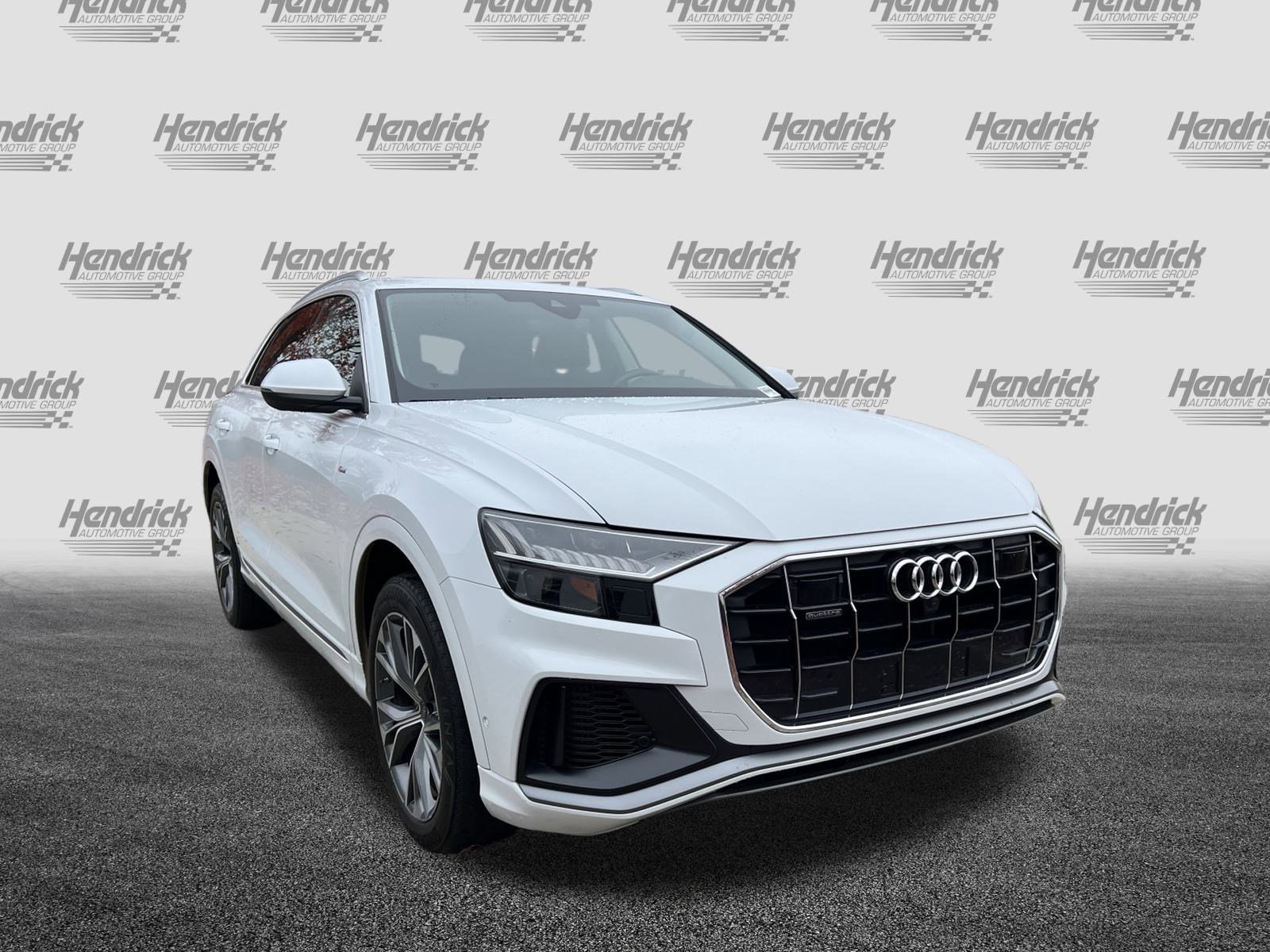 Used 2023 Audi Q8 Premium Plus image 2