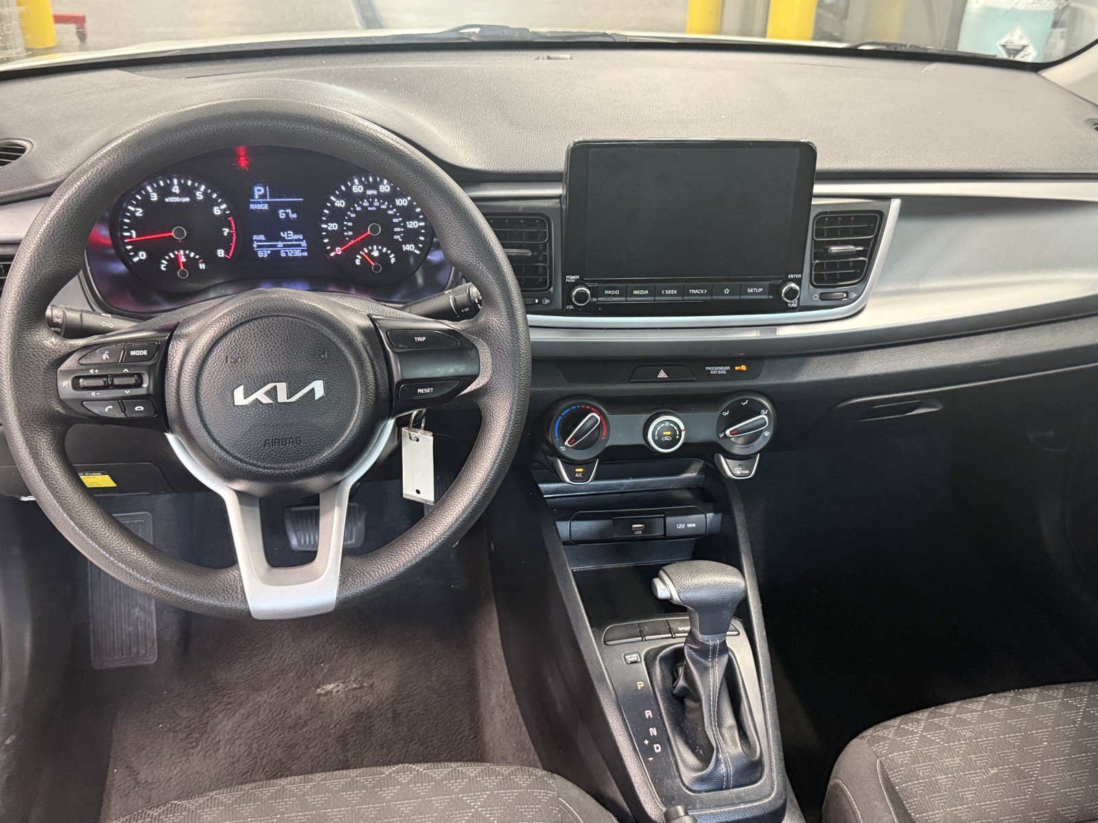 Used 2023 Kia Rio LX FWD image 17