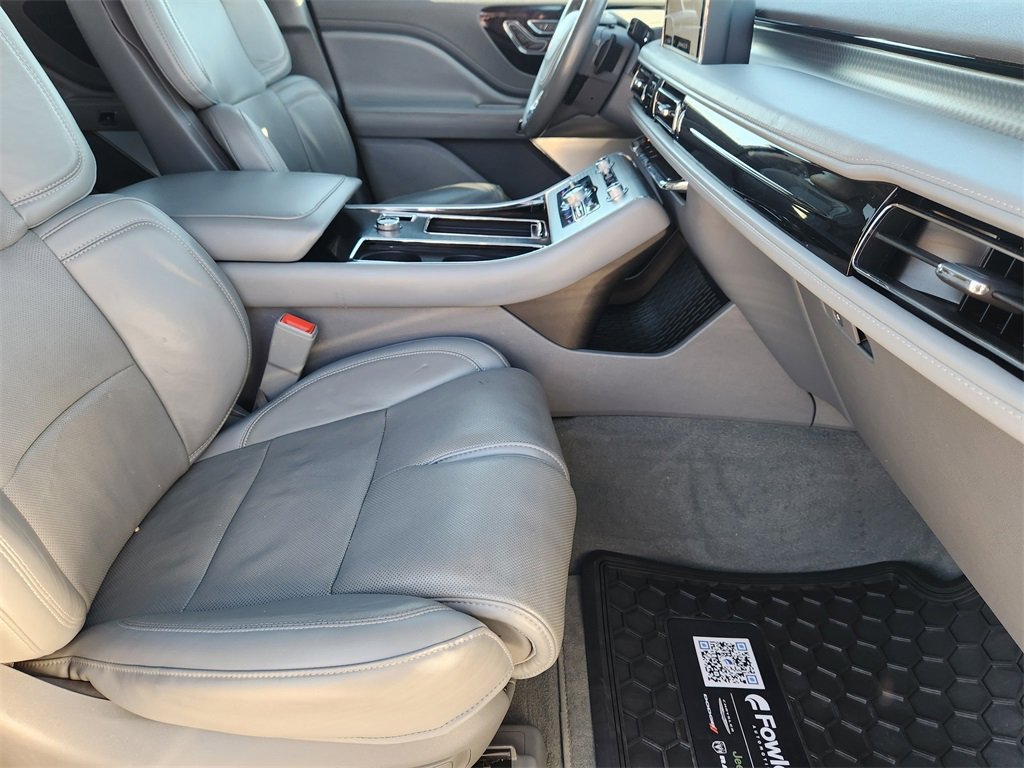 Used 2021 Lincoln Aviator Grand Touring w/ Equipment Group 302A image 15