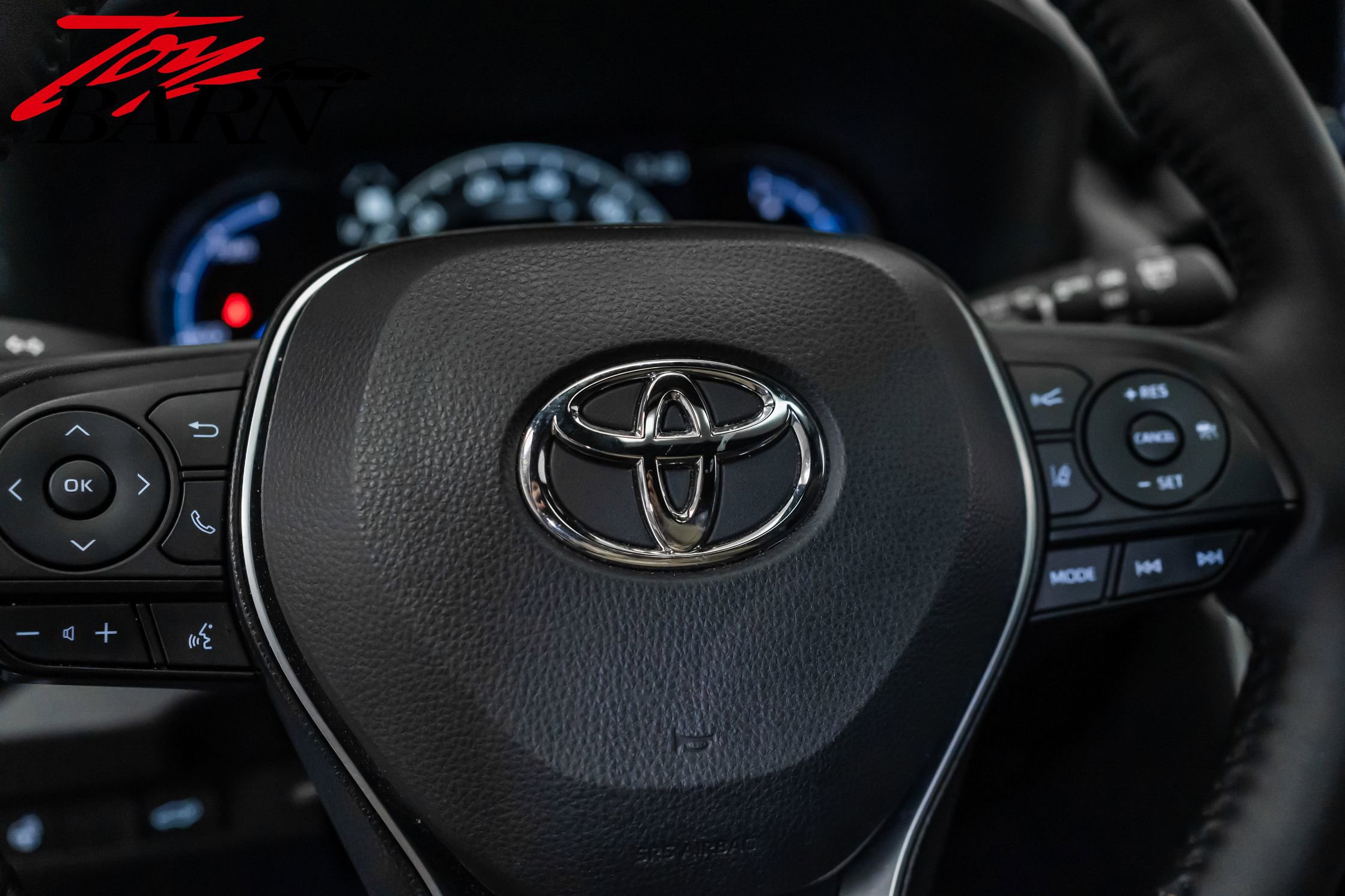 Used 2023 Toyota RAV4 SE w/ Convenience Package image 29