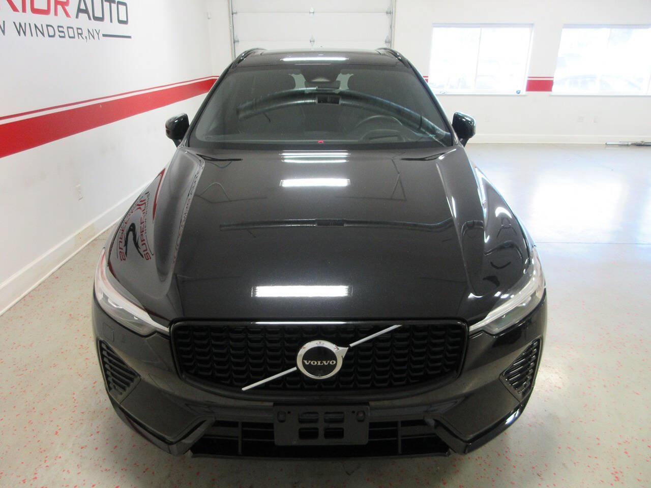 Used 2022 Volvo XC60 B5 R-Design w/ Advanced Package AWD/4WD image 11