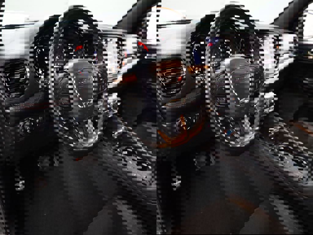 Used 2022 Dodge Durango R/T w/ Trailer Tow Group IV image 27