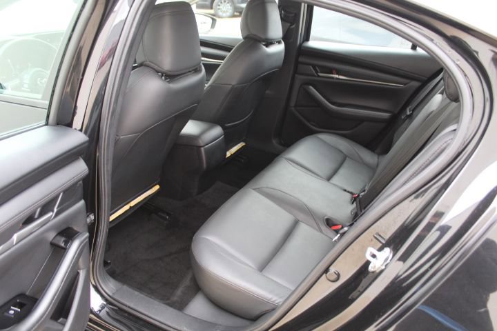 Certified 2024 MAZDA MAZDA3 s image 30