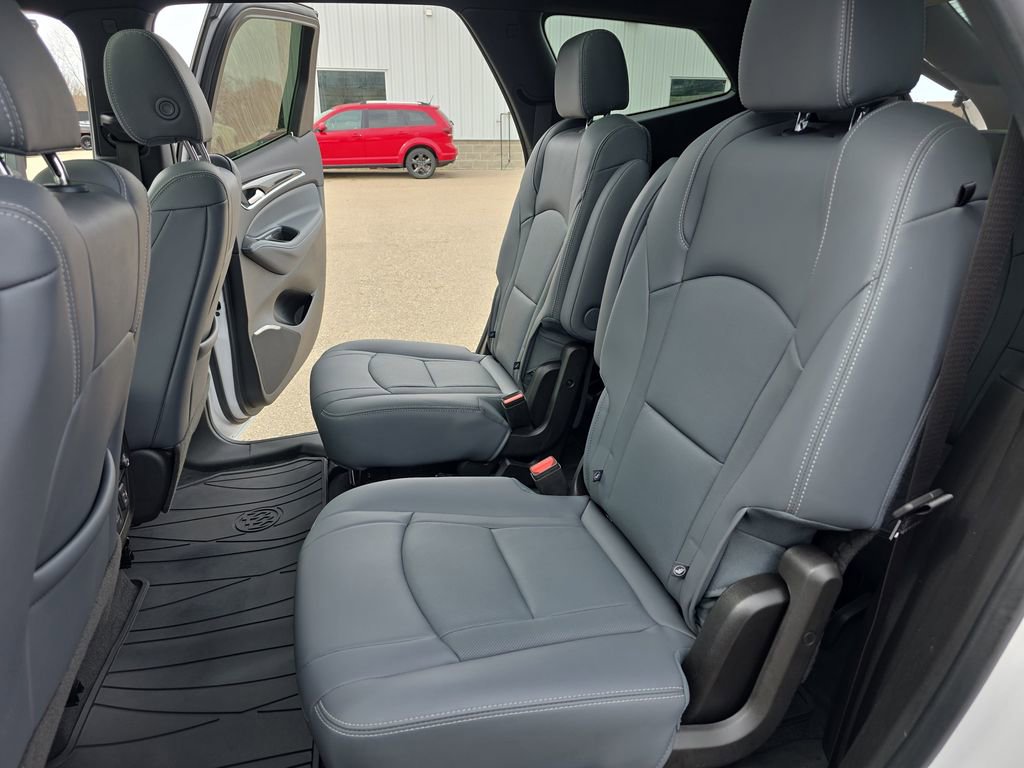 Used 2022 Buick Enclave Essence w/ Experience Buick Package image 15